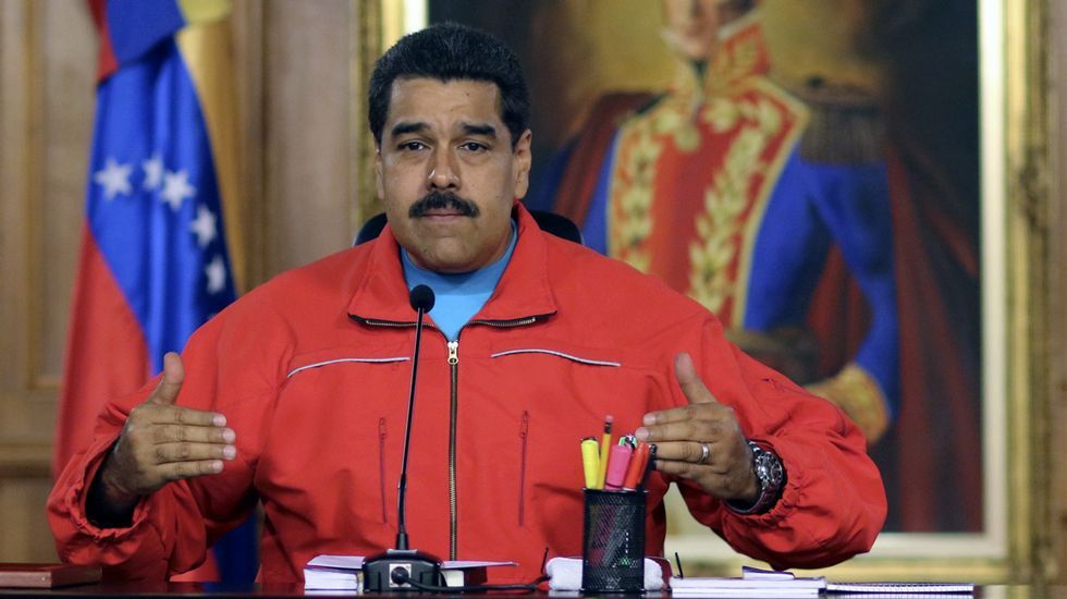Nicolás Maduro acepta la derrota electoral y dice que «ha triunfado la guerra económica».