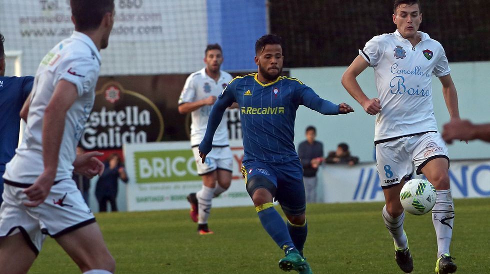 Partido de fútbol Segunda B entre Boiro y Celta B