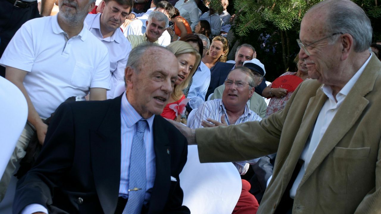 Cumbre del PP en Ribadumia en el pazo Quinteiro da Cruz donde Manuel Fraga confirma el relevo como candidato de la Xunta en presencia de Mariano Rajoy, Fraga y Fernández Albor.