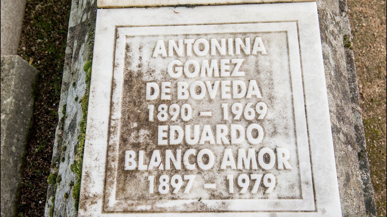 Cementerios singulares de Ourense.El de San Francisco es el referente en la ciudad. Tiene sepulturas ilustres como la de Eduardo Blanco Amor.