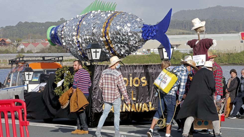 Desfile del momo en Vilanova de Arousa