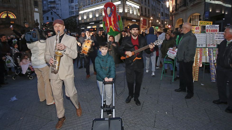 Carnaval de Pontevedra. Presentación del loro Ravachol