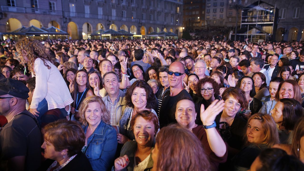 Miguel Bosé reventó la plaza de María Pita