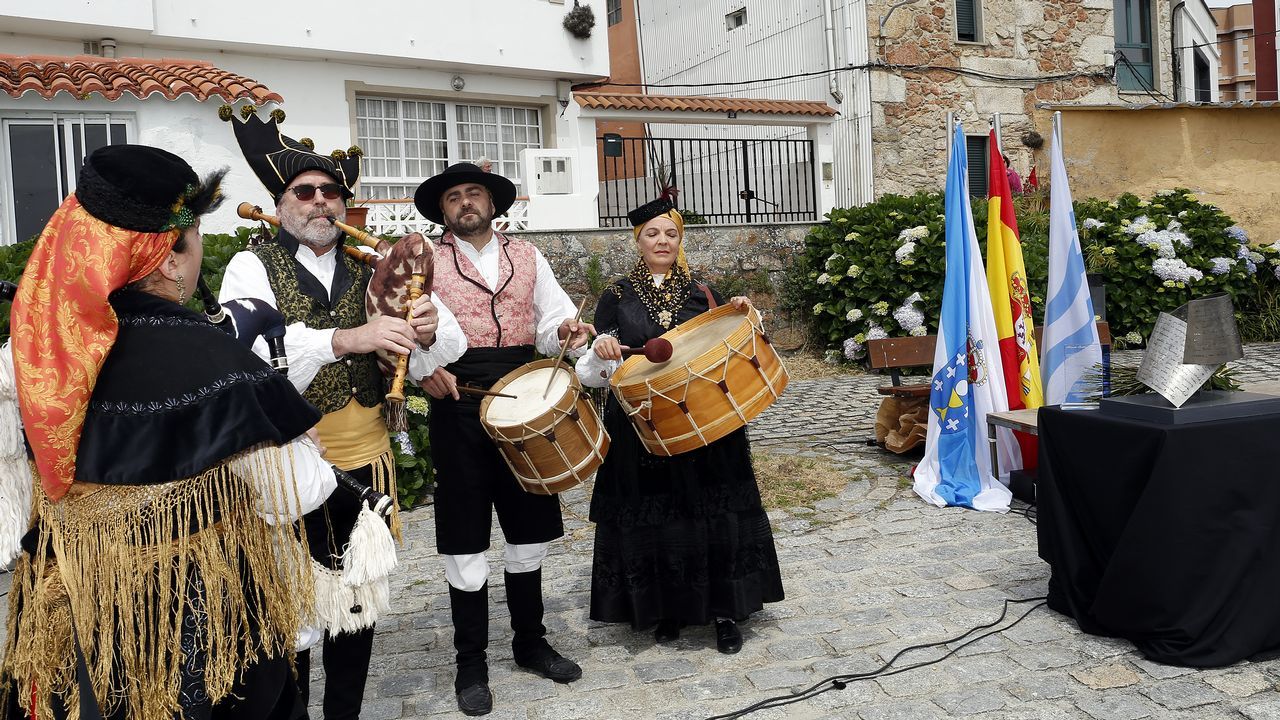 ACTO DEL HOMENAJE A PLACIDO BETANZOS EN EL QUE BAUTIZO´CON SU NOMBRE EL PASEO MARITIMO DE PALMEIRA