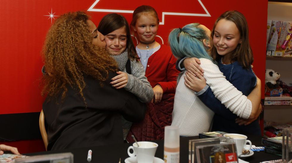 Firma de discos de Sweet California en la Fnac