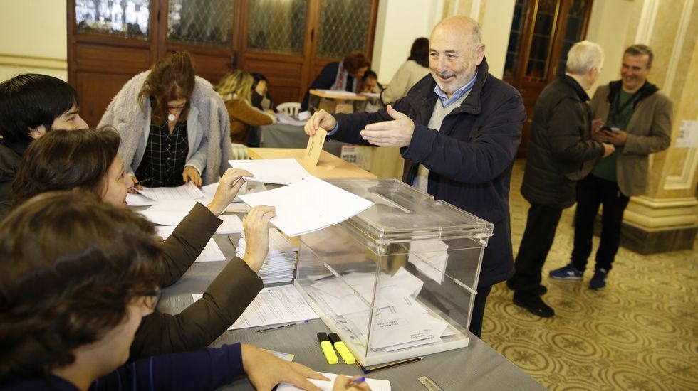 Miguel Lorenzo, cabeza de lista por A Coruña por el PP.
