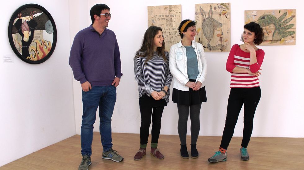Inauguración en Carballo de la exposición A muller a través de arte