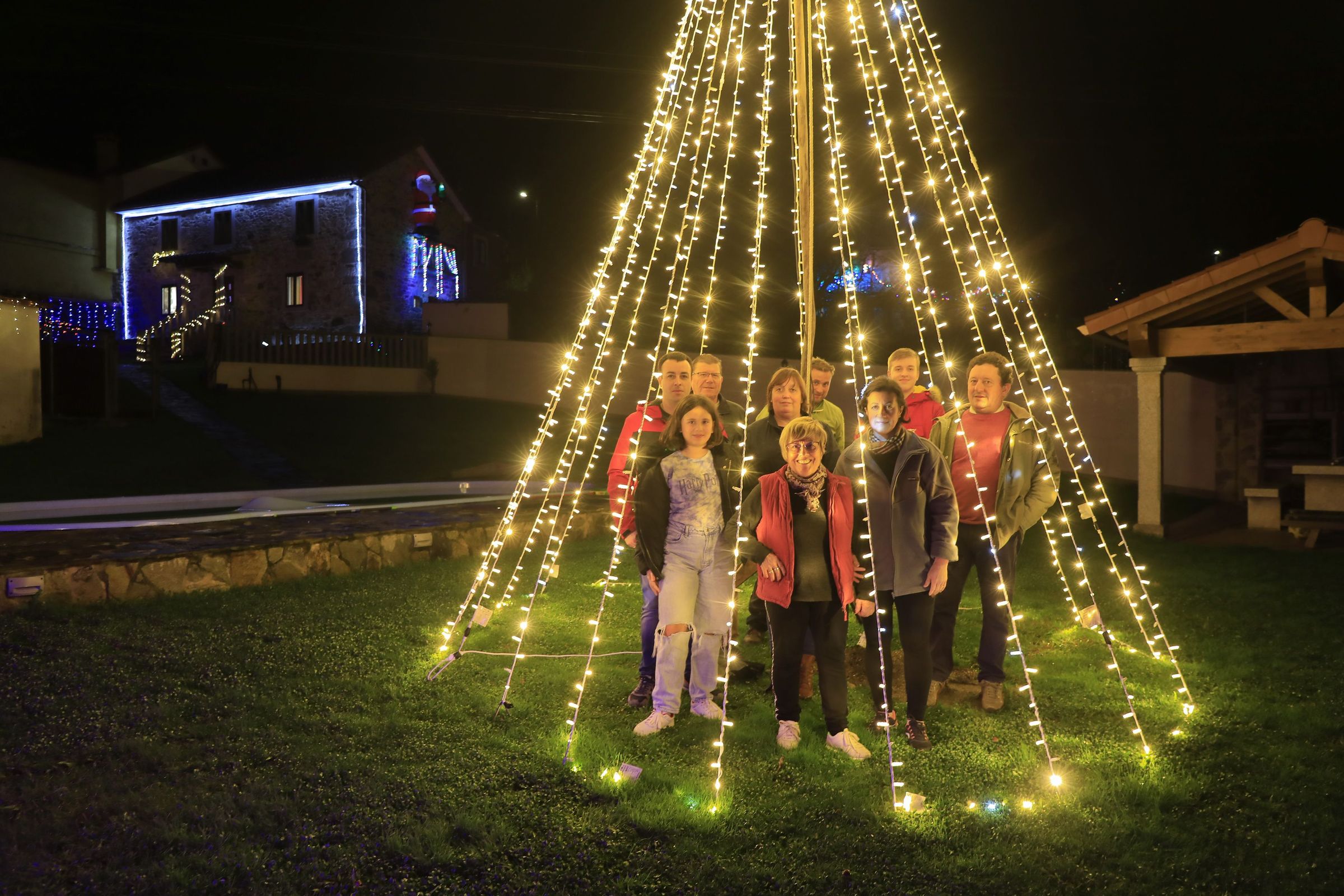 Iluminaci�n de nadal na aldea de Romar�s, Vedra. 13/12/2023