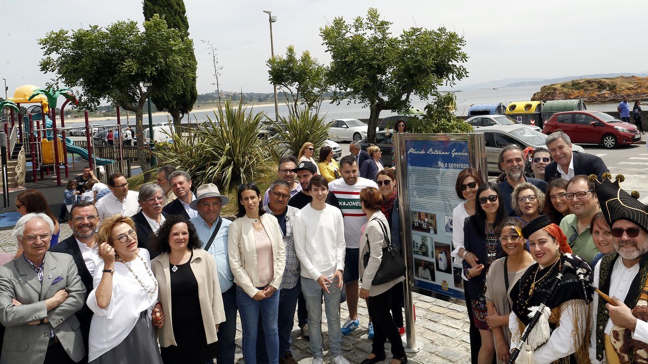 ACTO DEL HOMENAJE A PLACIDO BETANZOS EN EL QUE BAUTIZO´CON SU NOMBRE EL PASEO MARITIMO DE PALMEIRA