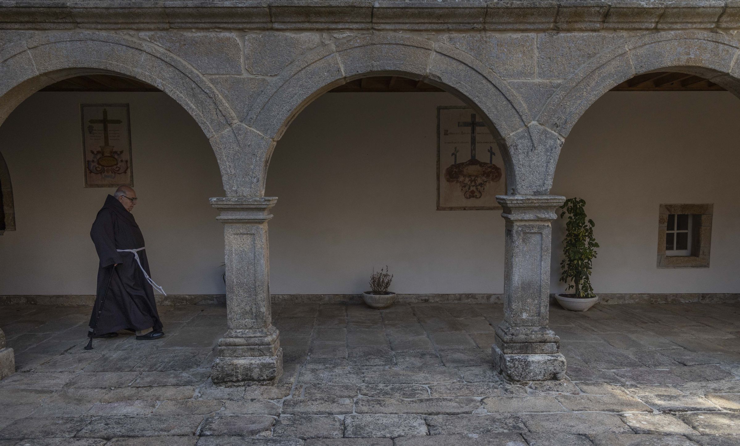 O pai Francisco Honrubia, Prior do convento de Herbn, que cumpre dez anos no cargo. 22/08/2025