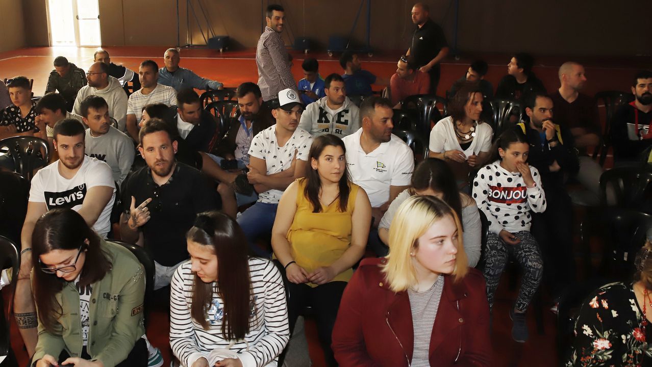 Los m�s peque�os de Ribeira celebraron el D�a del �rbol.Clara Millares, en el mismo instante en que los �rbitros la declararon vencedora