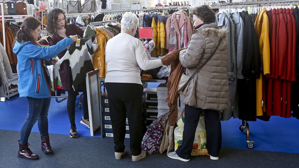 Feria de las rebajas Stock Pontevedra