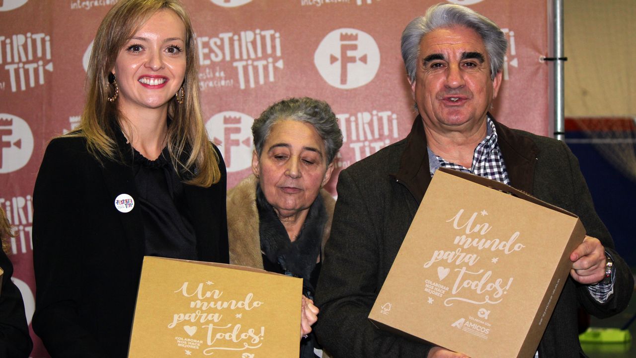 fiesta de la asociacion Amicos con motivo del día internacional de las personas con diversidad funcional