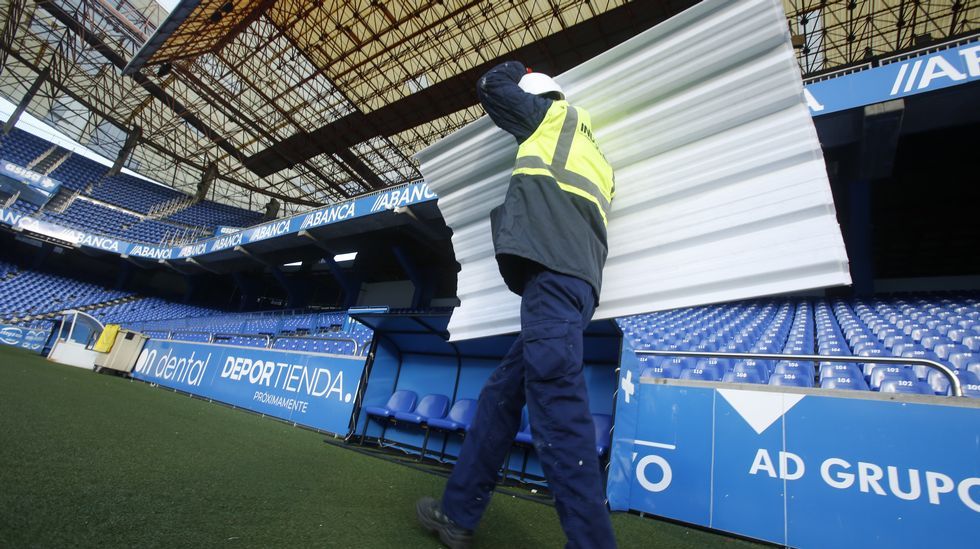 Arreglos en la cubierta del estadio de Riazor