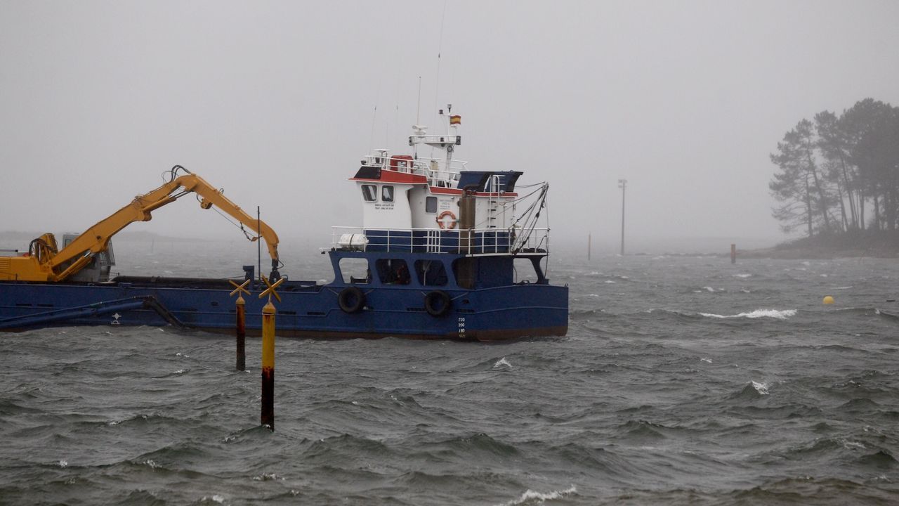 .Temporal Ana en la ría de Arousa