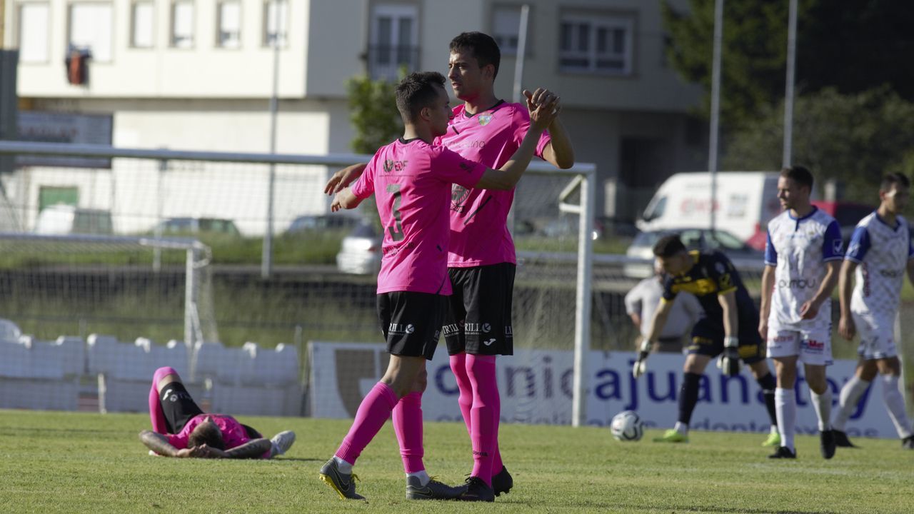 PARTIDO ENTRE EL NOIA Y EL BOIRO EN SAN LÁZARO. PREFERENTE. FÚTBOL.