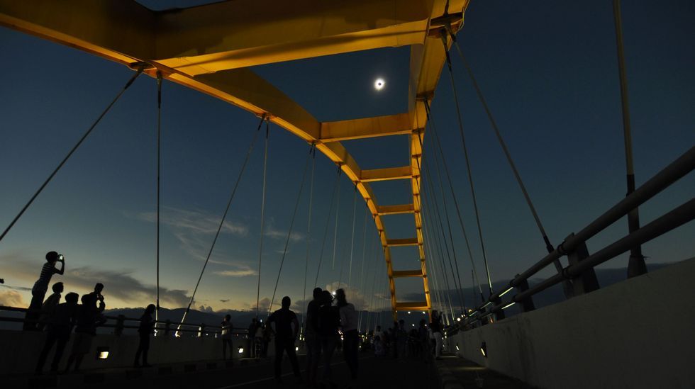 Así se vio el eclipse en Sulawesi.