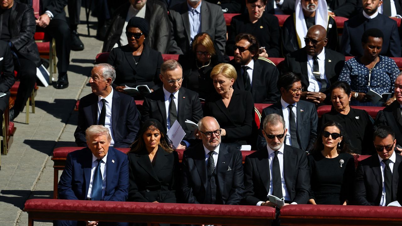 Los reyes Felipe y Letizia junto a Trump y Melania