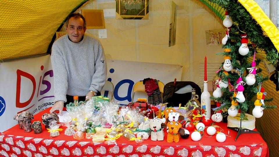 Abre el mercadillo navideño de O Barco