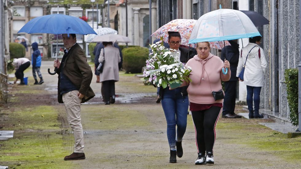 Día de Difuntos en el cementerio de San Mauro
