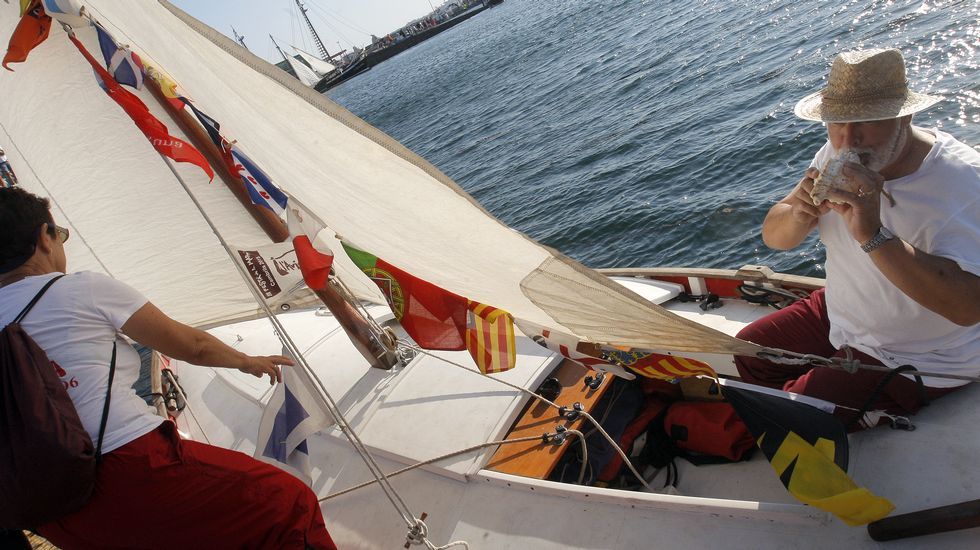 Encontro de embarcacions tradicionais en cabo de Cruz.1º dia
