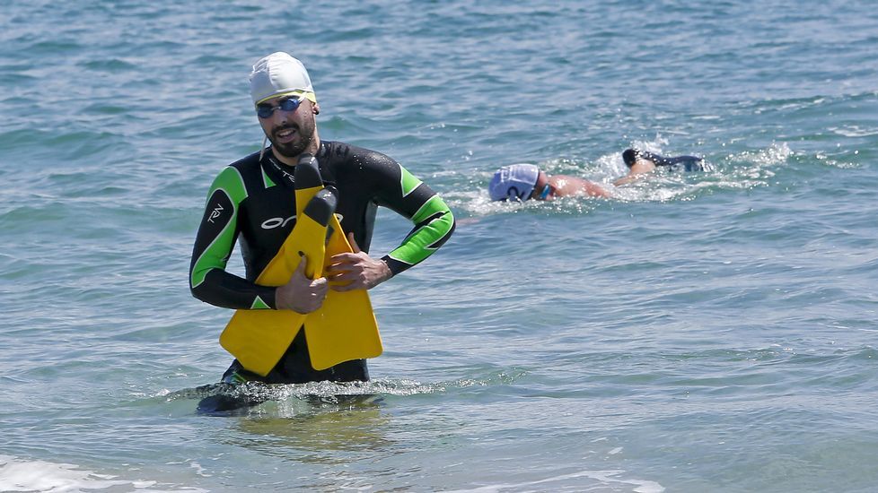 Pruebas de socorristas en la playa de Silgar