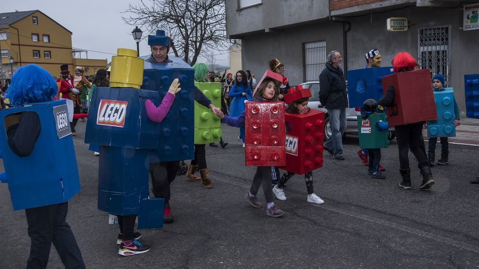 Desfile de carnaval en A Pobra do Brollón
