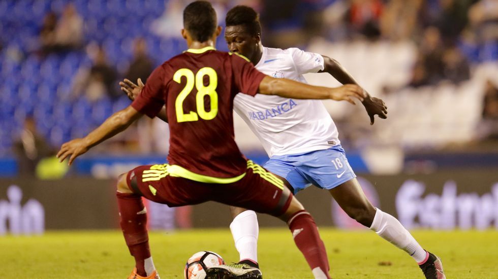 Foto de formación del Galicia-Venezuela del 2016 en el que coincidieron Denis, Sergio, Aspas y Hugo Mallo