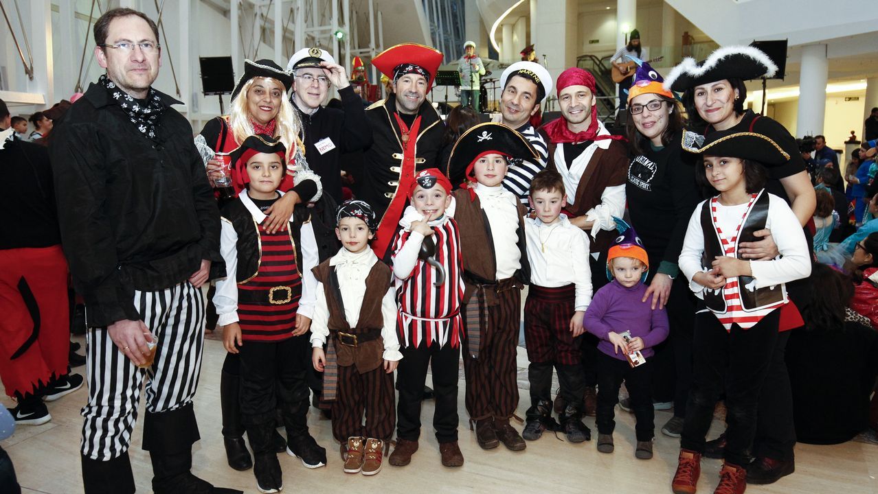 Fiesta de disfraces en la Cidade da Cultura