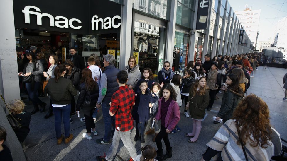 Firma de discos de Sweet California en la Fnac