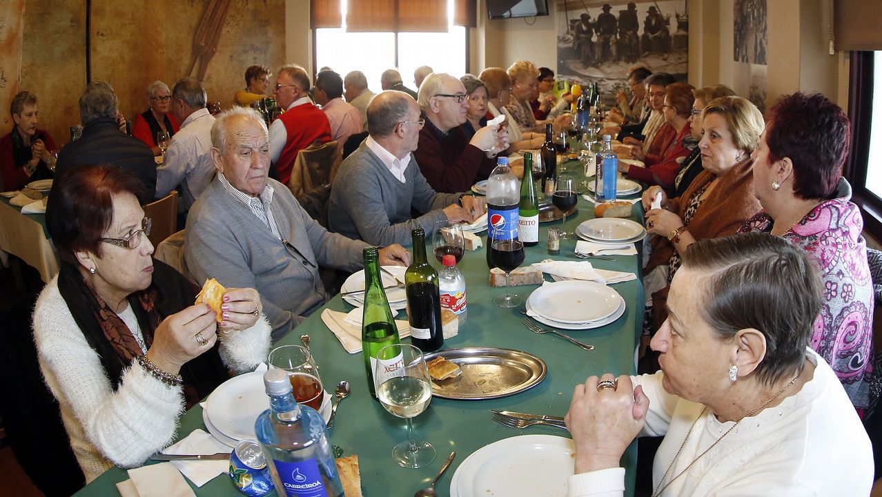 Comida de Reyes para los mayores de Rianxo
