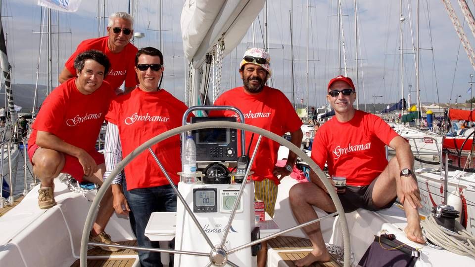 LA EMBARCACION GROBAMAR ES DE BAIONA Y A BORDO ESTABA EL ARMADOR ALBERTO MARTIN, CAPITAN FERNANDO ARMADA Y EMILIO GARCIA, LUIS MIGUEL RODRIGUEZ Y NACHO AUTRAN