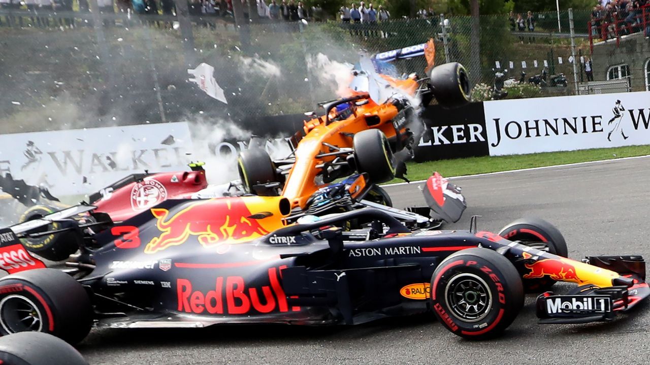 El coche de Alonso, tras el accidente