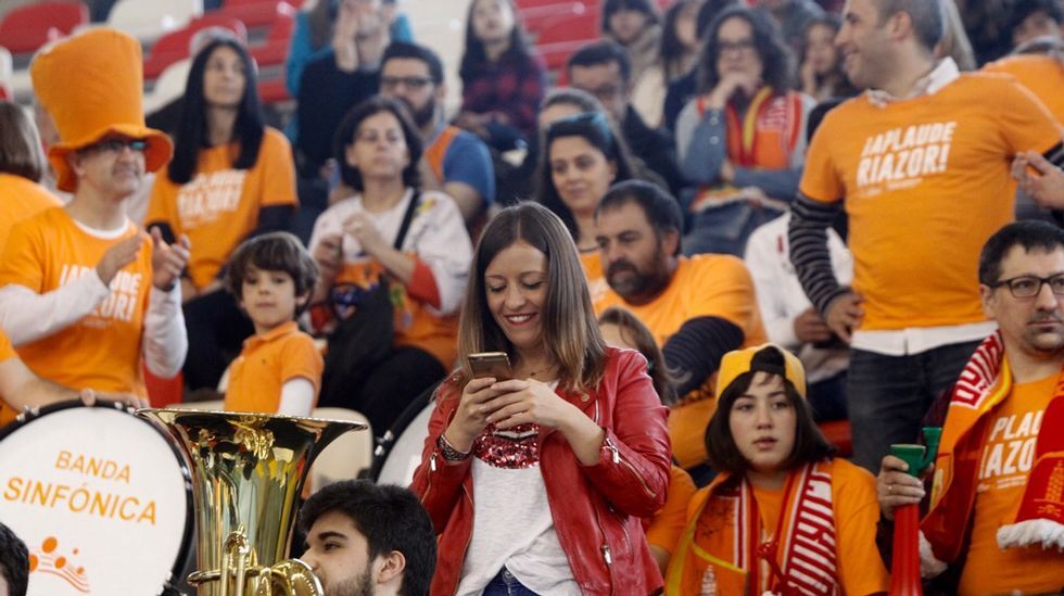 Afición del Basquet Coruña-Melilla, segundo partido de los play off por el ascenso a la Liga ACB