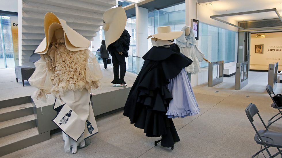 Exposición Debut de los alumnos de Esdemga en el Museo de Pontevedra
