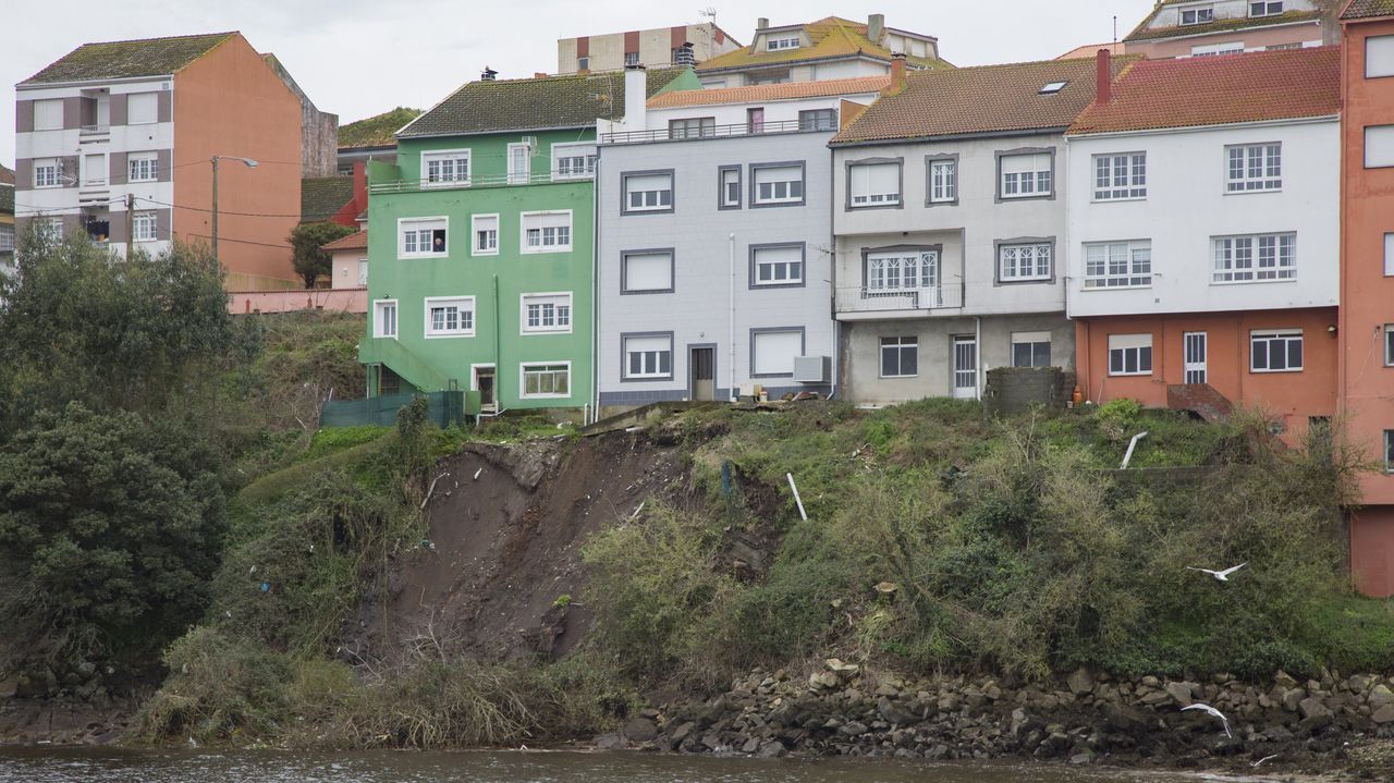 Desprendimiento junto a la ría de Camariñas