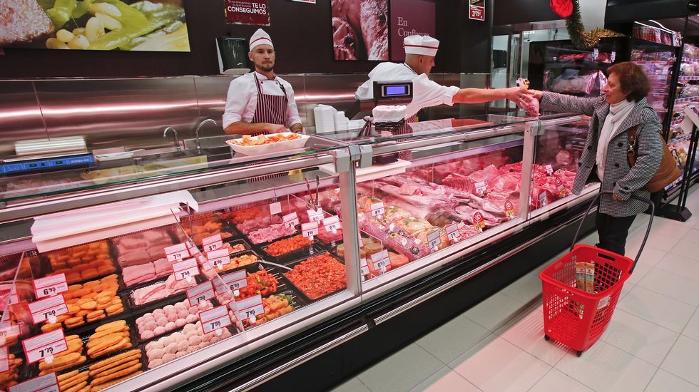 Supermercado Gadis en la calle Oliva
