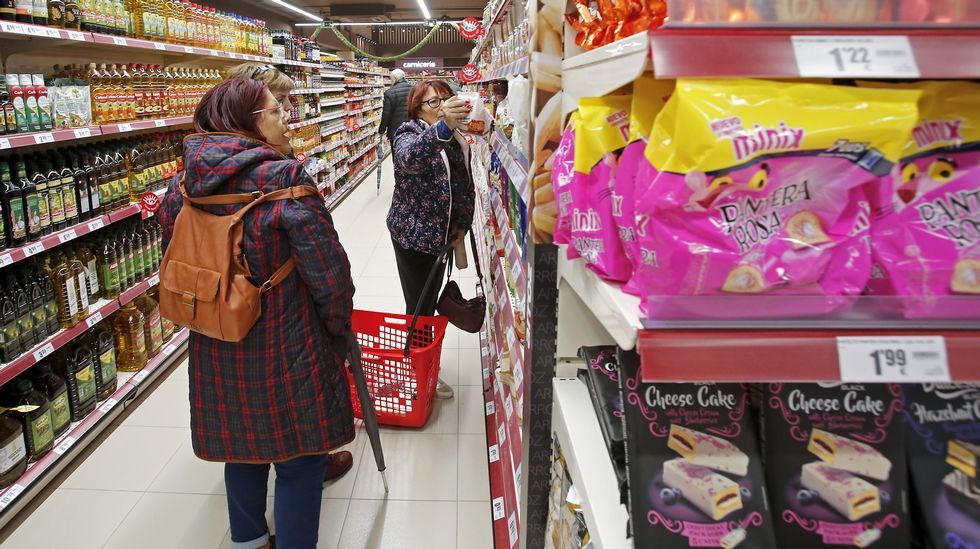 Supermercado Gadis en la calle Oliva