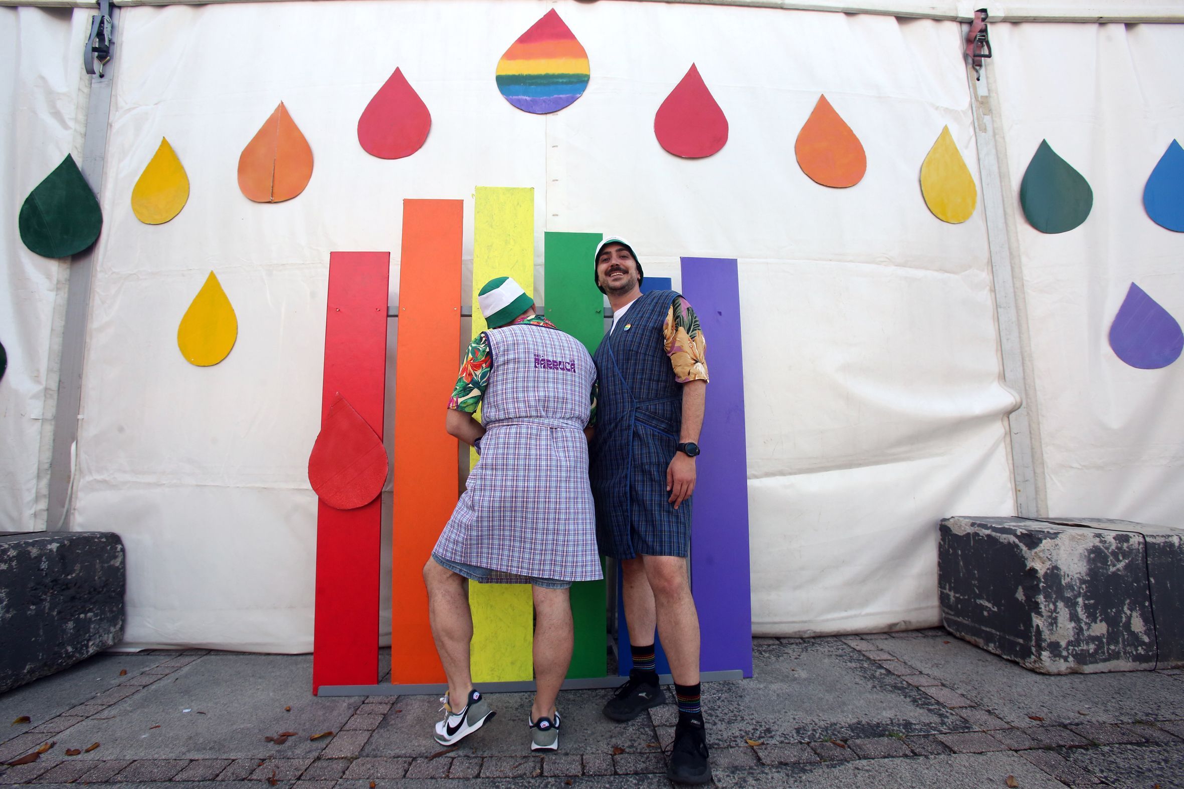 Participantes na Ruada das Gotas na semana do Orgullo en Ribadumia. 15/06/2024