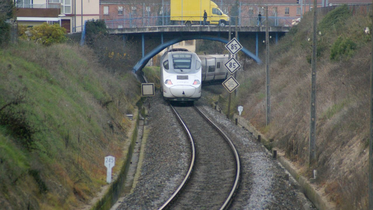 Imagen del recorrido ferroviario urbano que se evitará cuando esté terminada la variante