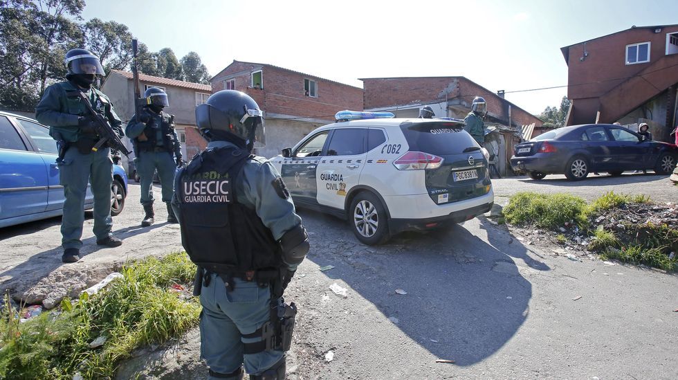 Operación antidroga de la Guardia Civil en el poblado del Vao