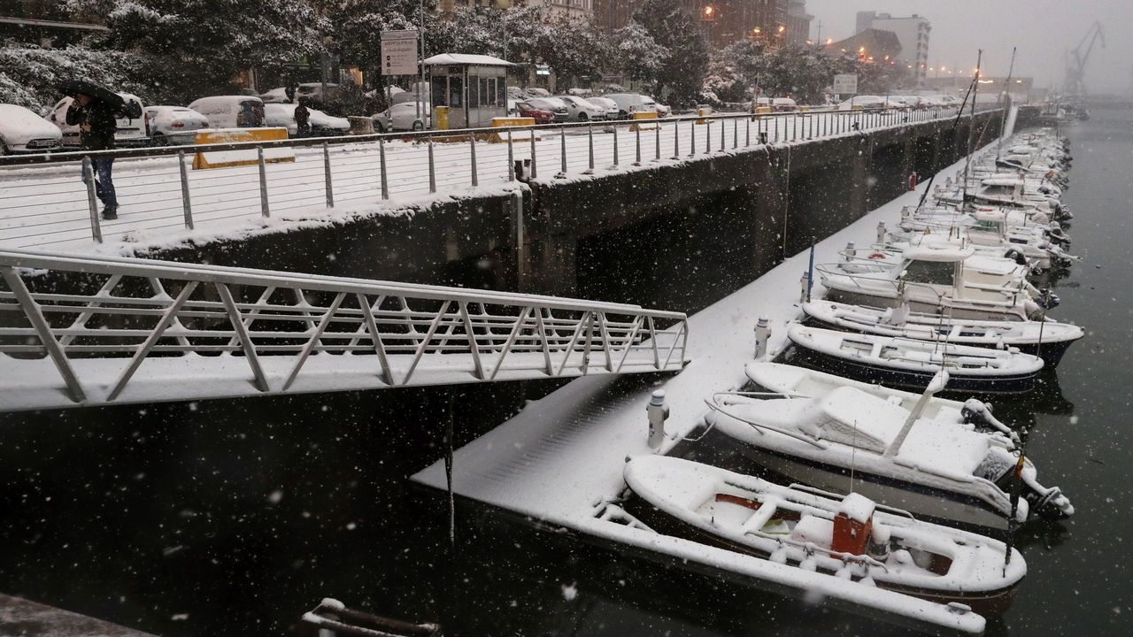 Tempral de nieve en el puerto de Pasajes (San Sebastián)