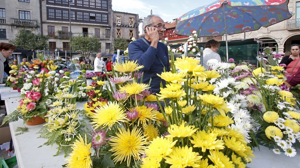 Mercado de flores para Todos los Santos