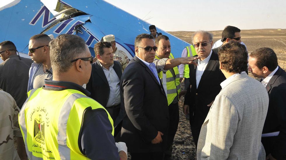 Restos del avión ruso que se estrelló en Egipto