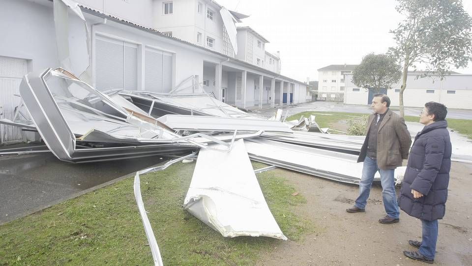 Carballo XXL.Temporal en la playa de A Frouxeira, en Valdoviño