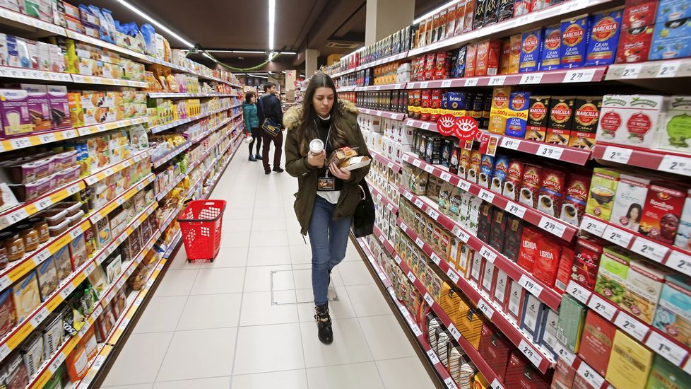 Supermercado Gadis en la calle Oliva