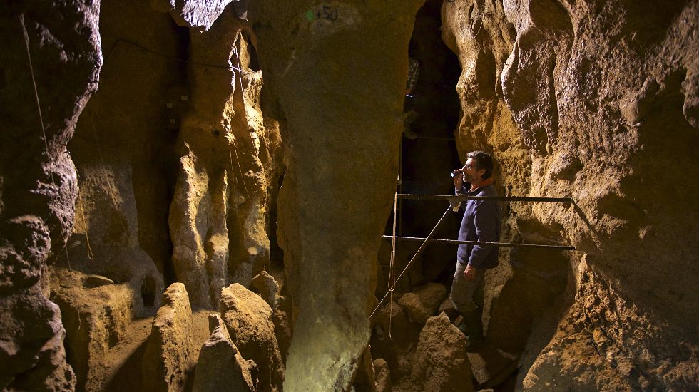 Los sapiens y los neandertales se hibridaron al menos en dos momentos distintos
