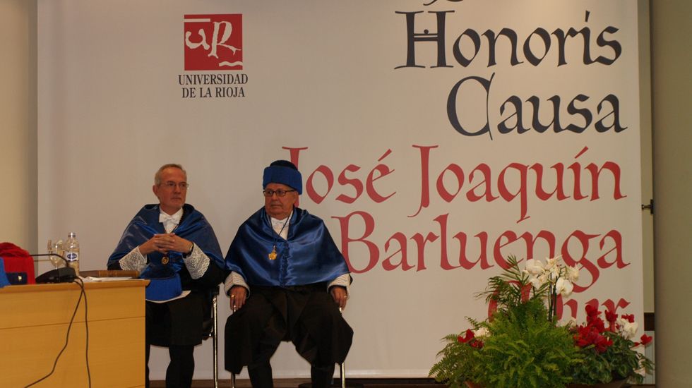 José Barluenga, doctor honoris causa de la Universidad de La Rioja