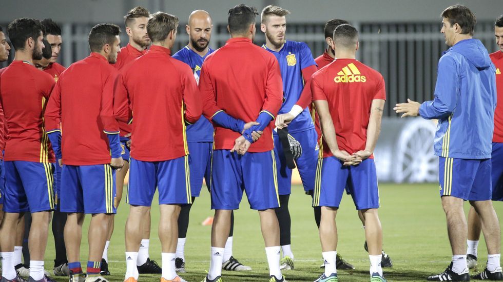 Lopetegui: &laquo;El c&eacute;sped es el que es, no est&aacute; bajo nuestro control&raquo;