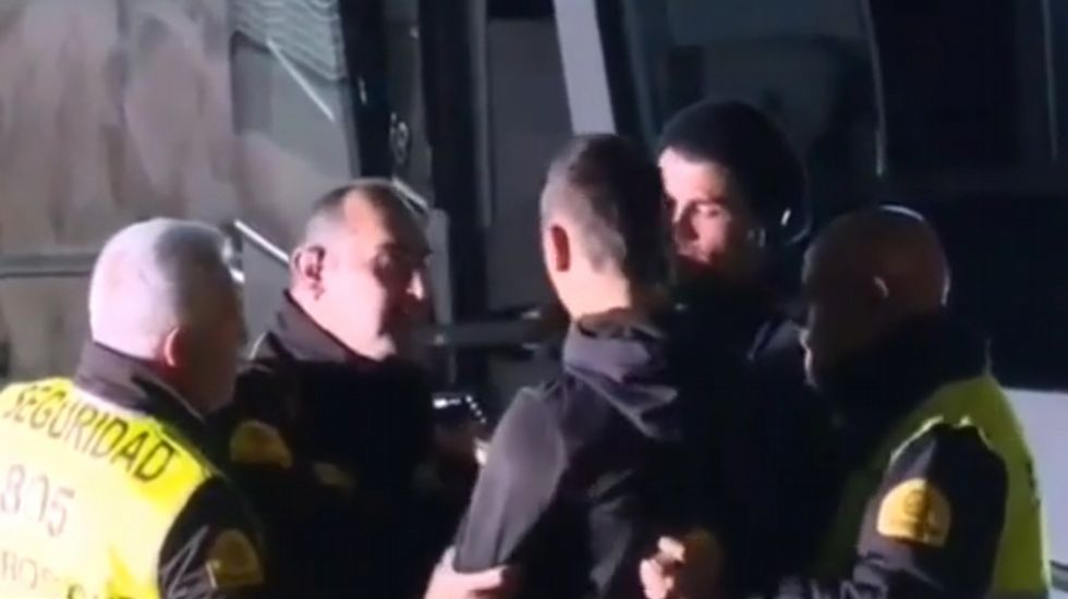 Cristiano Ronaldo no defrauda... a este aficionado